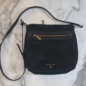 Michael Kors Jet Set Crossbody Bag